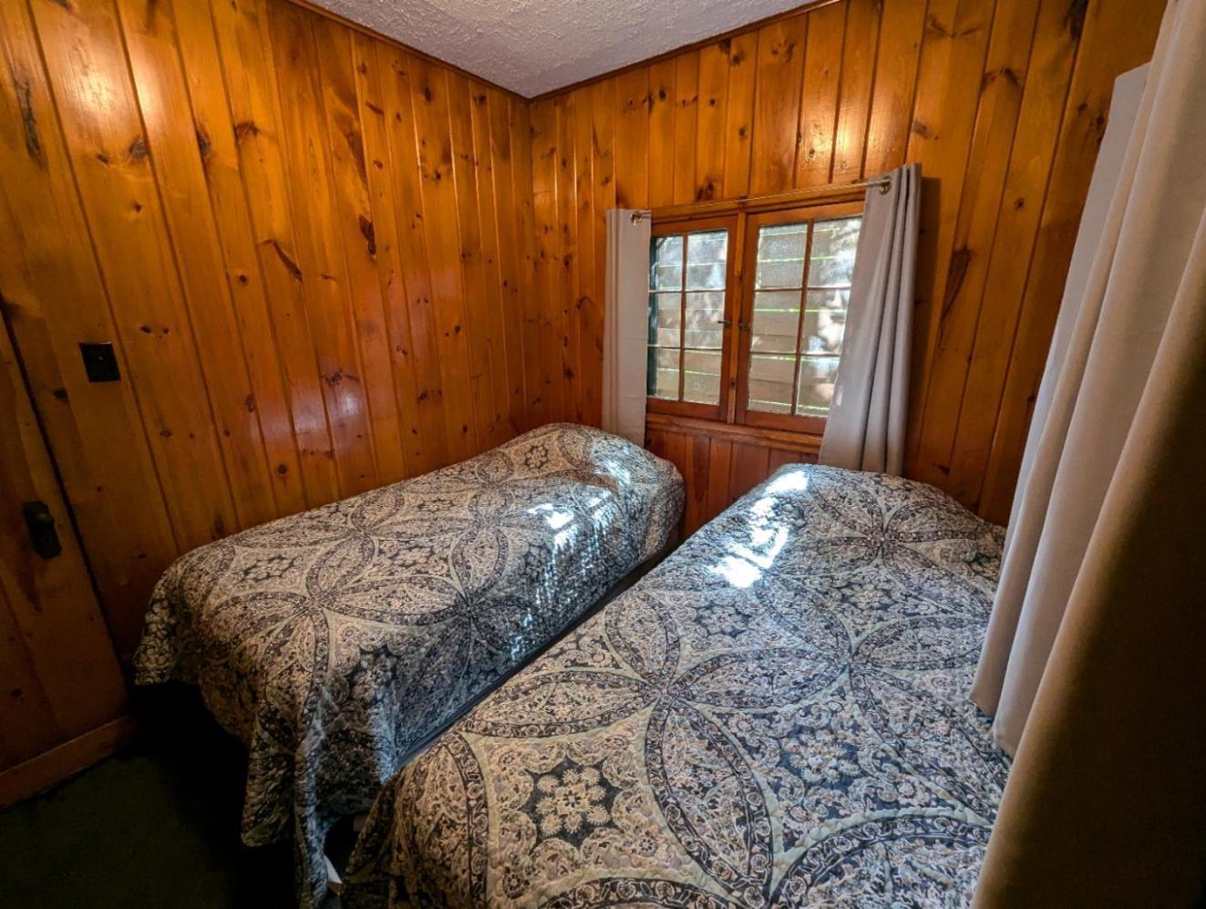 Riverside Point Resort Motel Park Rapids Exterior photo